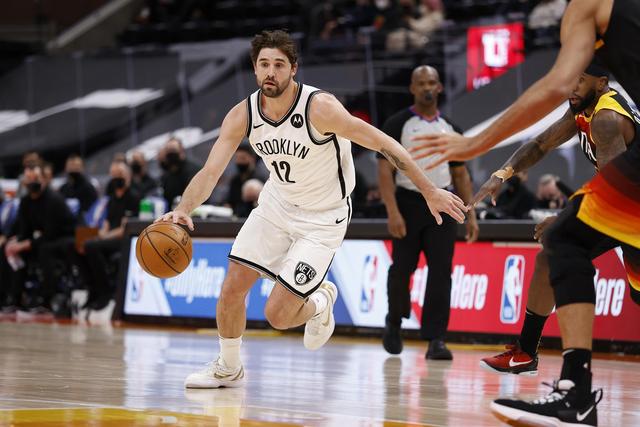 NBA国际球员实力排行：东契奇第七，字母哥第四，姚明未入选